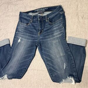 American Eagle Outfitters Distressed Blue Cropped Jeans